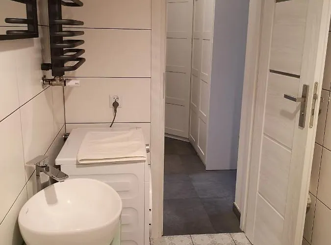 Jaskinia Solna Lägenhet *